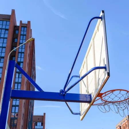 Баскетбольная стойка уличная одноопорная для игрового щита 1050х1800 мм вынос 1200 мм ZAVODSPORTA за 39&nbsp;600 ₽ купить в Тольятти